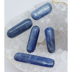 Cyanite bleue roulée