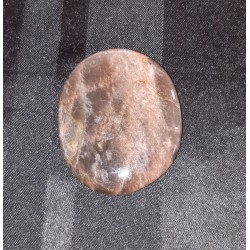Galet pierre de lune noire
