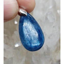 Pendentif cyanite bleue belle taille